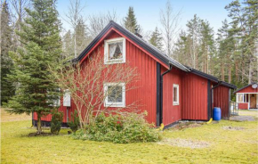 Beautiful home in Lönneberga w/ 2 Bedrooms